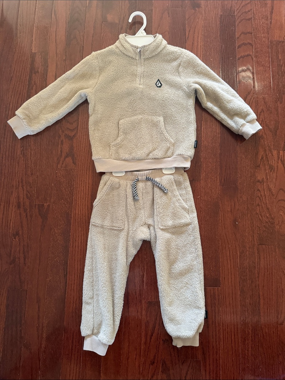 Volcom Kids Cream Sherpa Joggers and Pullover Set